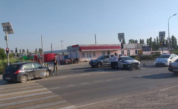 Полицейский в Феодосии попал в ДТП, гонясь за пьяным водителем (фото)