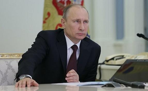 Путин: Вежливые люди не допустили кровопролитие в Крыму 