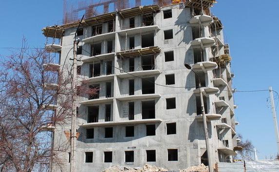 Севастопольские власти хотят через месяц снести 16-этажку на Хрусталке
