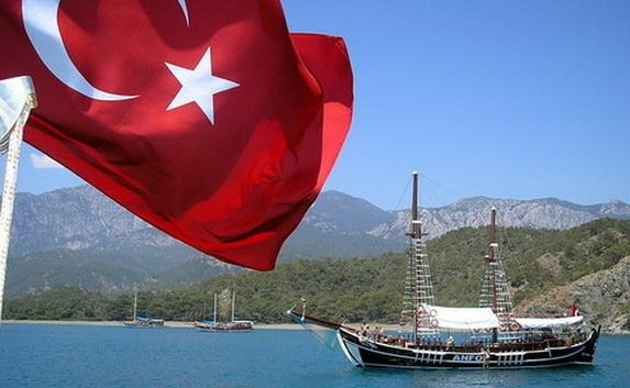Турция намерена поставлять продукты в Крым 