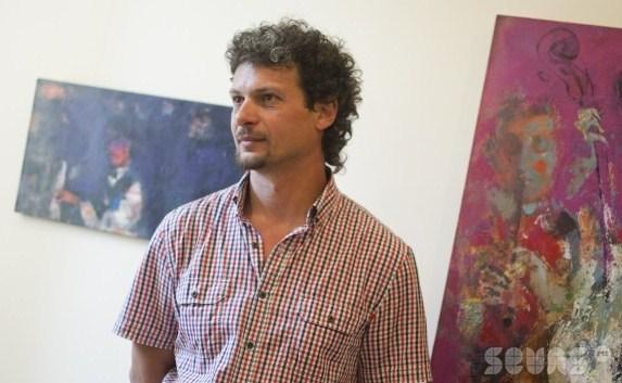Джазовые картины Эдуарда Кулиша на его персональной выставке в Севастополе