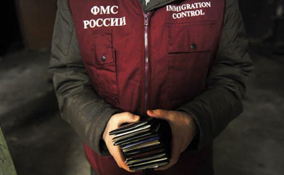 Перед выборами крымчан просят сообщать о незаконных мигрантах