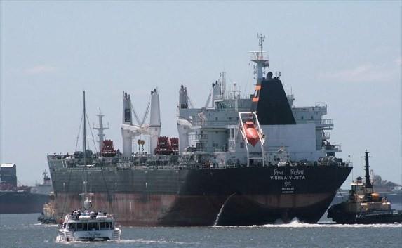 Индийское судно оштрафовали в Севастополе за загрязнение моря