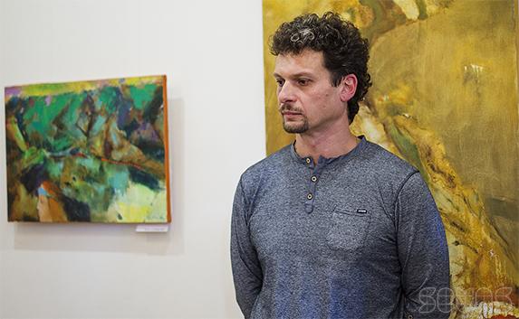 Художник Эдуард Кулиш показывает Севастополю «Киммерийские сны»