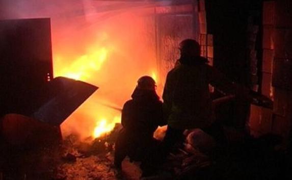 В Балаклаве ночью горел гаражный кооператив
