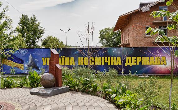 Порошенко задумался о возвращении Украине статуса космической державы