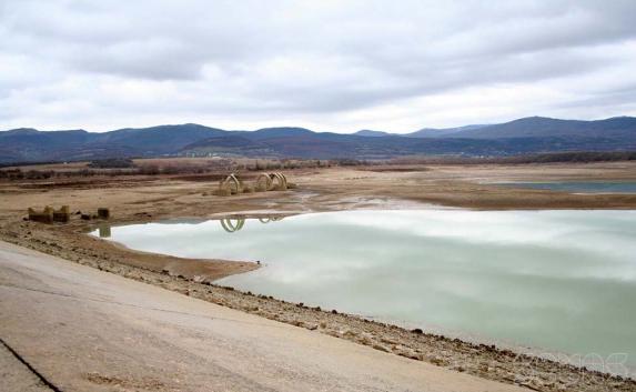 В Чернореченском водохранилище воды осталось на 26 дней