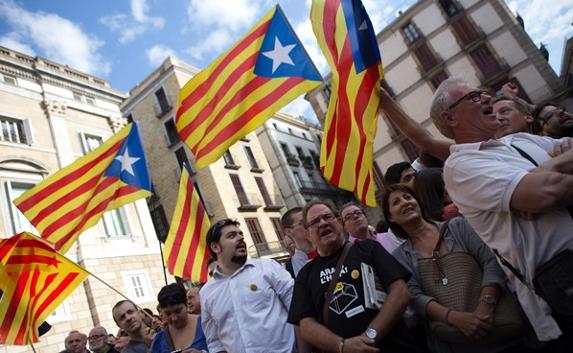 Каталония проводит символический референдум о независимости