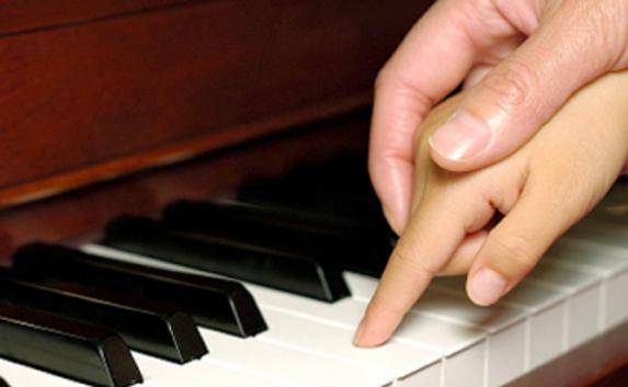 ​Прокуратура вернула льготную пенсию преподавателю фортепиано