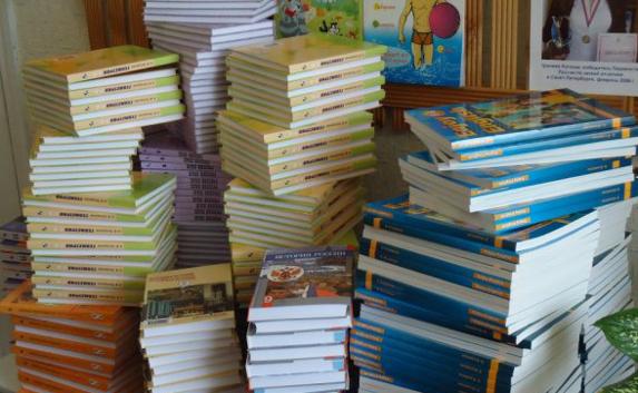 Для крымскотатарских школьников переведут учебники на родной язык 