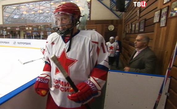 ​Путин сыграл в хоккей с Шойгу и новым президентом КХЛ