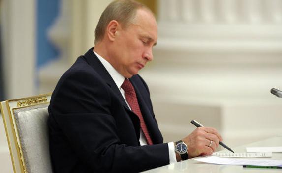 Путин подписал закон о СЭЗ в Крыму и Севастополе