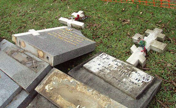 В Австралии разгромили русское кладбище