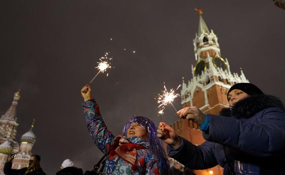 Знаменитости и простые россияне рассказали, как отметили Новый год