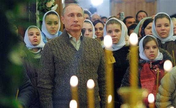 Путин встретил Рождество в сельском храме под Воронежем
