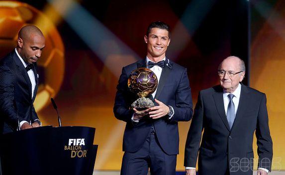 Роналду — лучший футболист 2014 года, получивший «Золотой мяч»