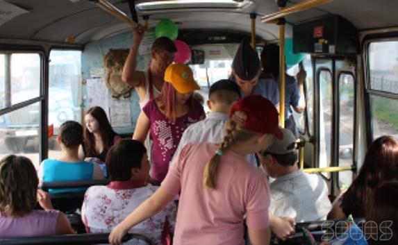 В Керчи перевозчики хотят отмены скидки на проезд для школьников