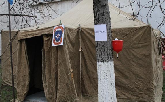 В Севастополе ставят палатки для обогрева