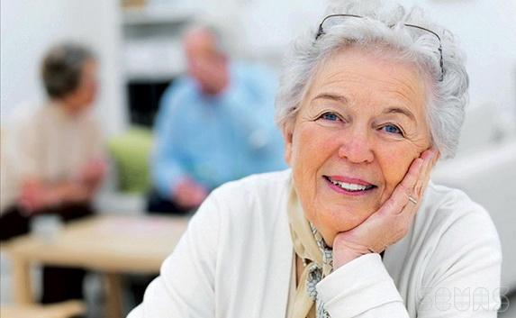 Женщинам, достигшим 55 лет, разъяснили их право на пенсию
