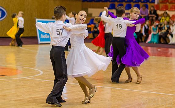  В Севастополе состоялся фестиваль бального танца «Зимний бал» 