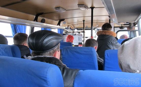 Возле ЦУМа в ДТП попала маршрутка с пассажирами