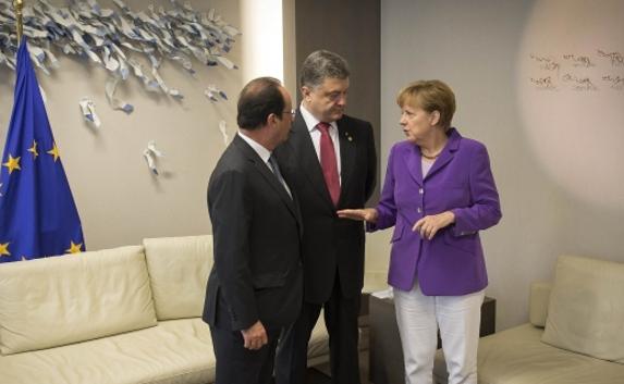 Порошенко: План Меркель и Олланда по Донбассу может сработать