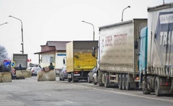 Из Украины в Крым стали завозить больше продуктов