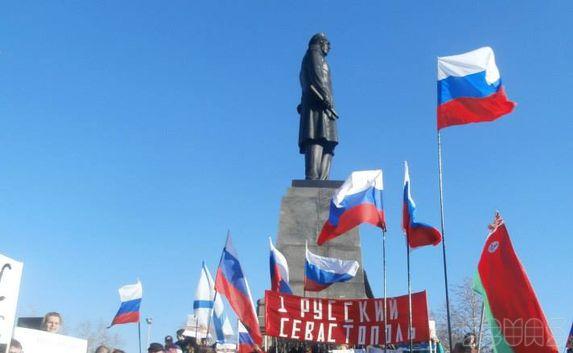 В знаменательный день для России замолвили слово о Крыме В знаменательный день для России замолвили слово о Крыме