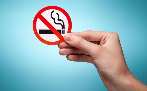 В России «антитабачный» закон «сократил» курильщиков