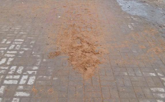 Улицы Симферополя очищают от песка