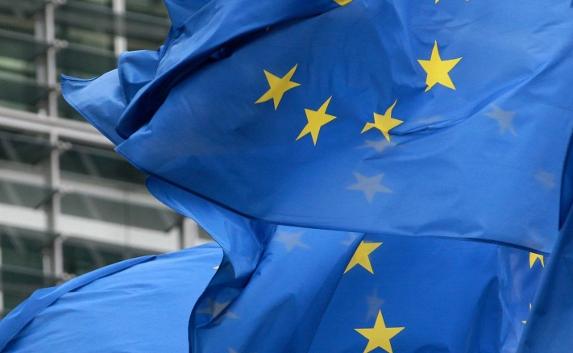 Евросоюз снял санкции с сына экс-премьера Украины Азарова