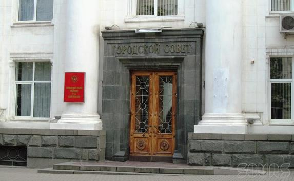 Заксобрание приняло закон об Общественной палате Севастополя