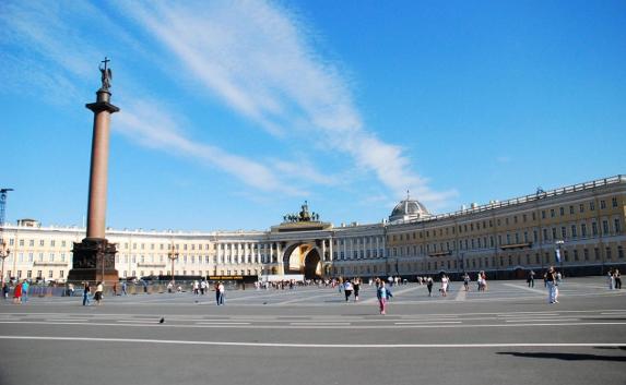Санкт-Петербург включит в свой бюджет помощь Симферополю