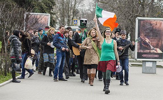 В Севастополе в День Святого Патрика состоялся «зелёный» парад