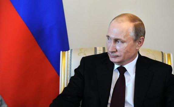 Путин: Необходим строгий контроль за использованием финансов в Крыму