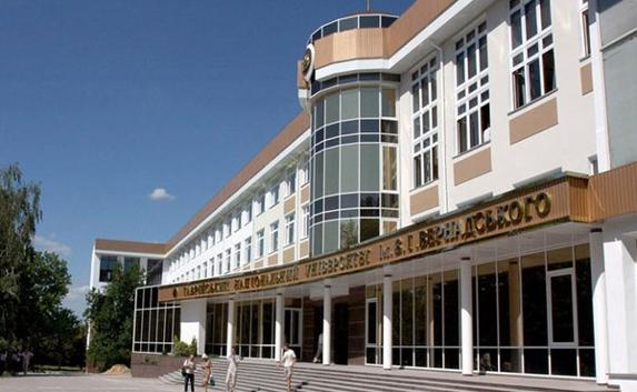 Крымский федеральный университет получил аккредитацию