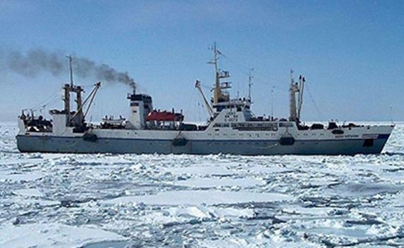 Троих крымчан с затонувшего в Охотском море судна пока не нашли