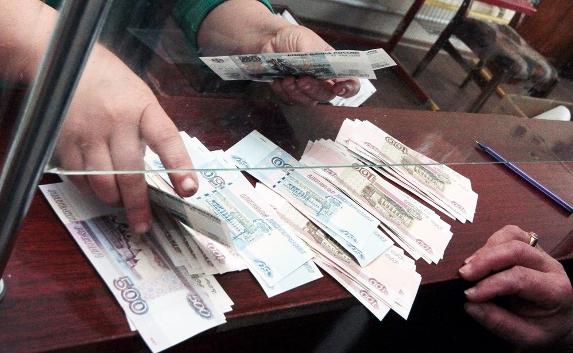 Вкладчикам украинских банков в Крыму вернули 26 миллиардов рублей