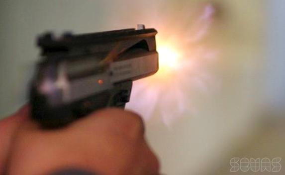 Севастополец выстрелил в охранника СТО из «пневматики»