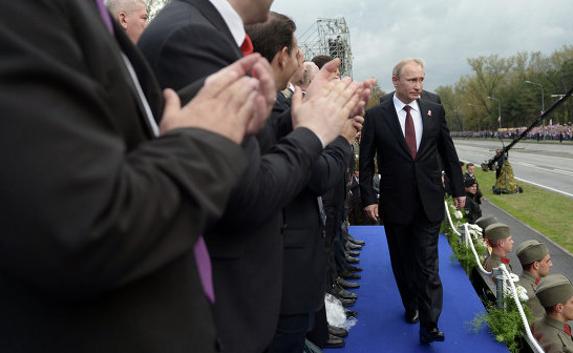 Опрос ФОМ: Электоральный рейтинг Путина побил рекорд — 76%