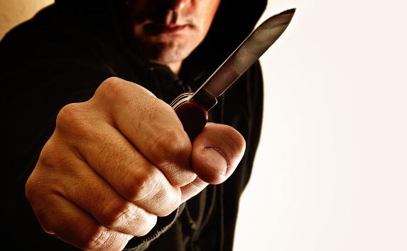 В магазине на Острякова севастополец напал с ножом на продавца