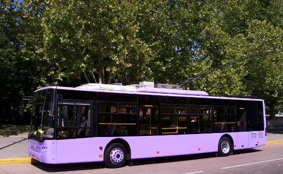 В Севастополе 9 мая два троллейбуса будут возить пассажиров бесплатно