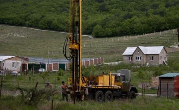 В Крыму у частных предпринимателей заберут скважины с водой