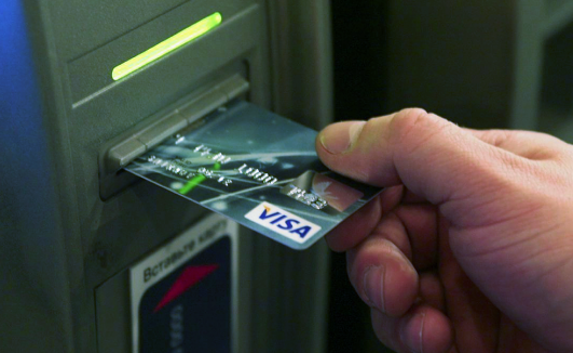 Visa переходит на процентную комиссию в банкоматах