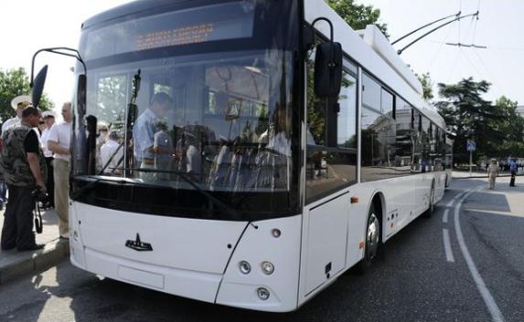 В Севастополе по Новороссийской временно не пускают троллейбусы