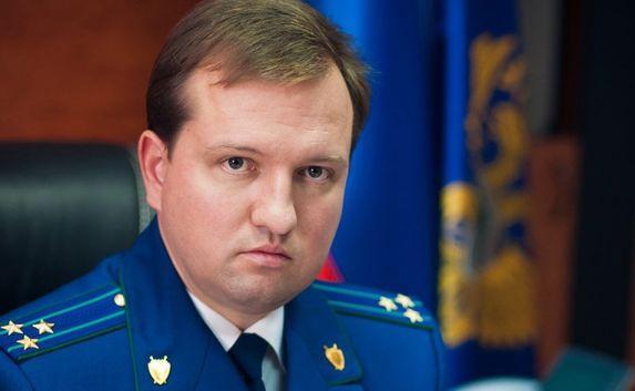 Прокурор Севастополя зарабатывает наравне с Поклонской