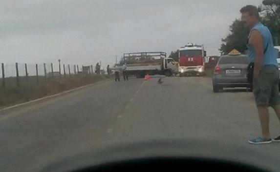 В Севастополе на «Молочке» столкнулись два грузовика