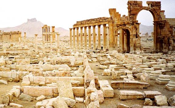​«Исламисты» заминировали в Сирии древнюю Пальмиру