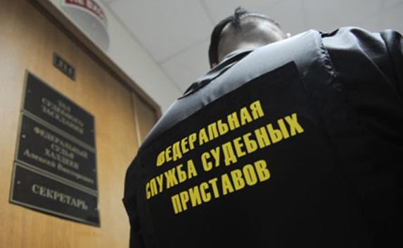 В Севастополе на авто должника по алиментам наложили арест