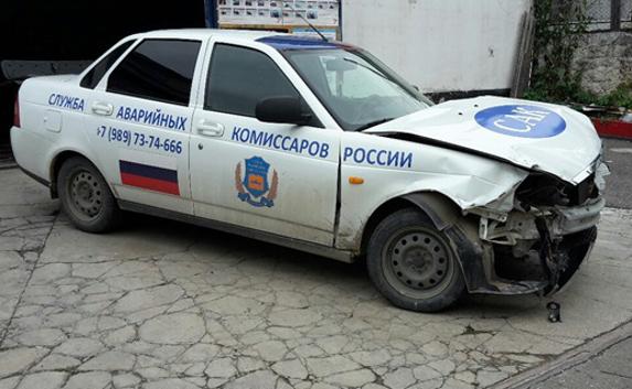В Симферополе аварийный комиссар сам попал в аварию
